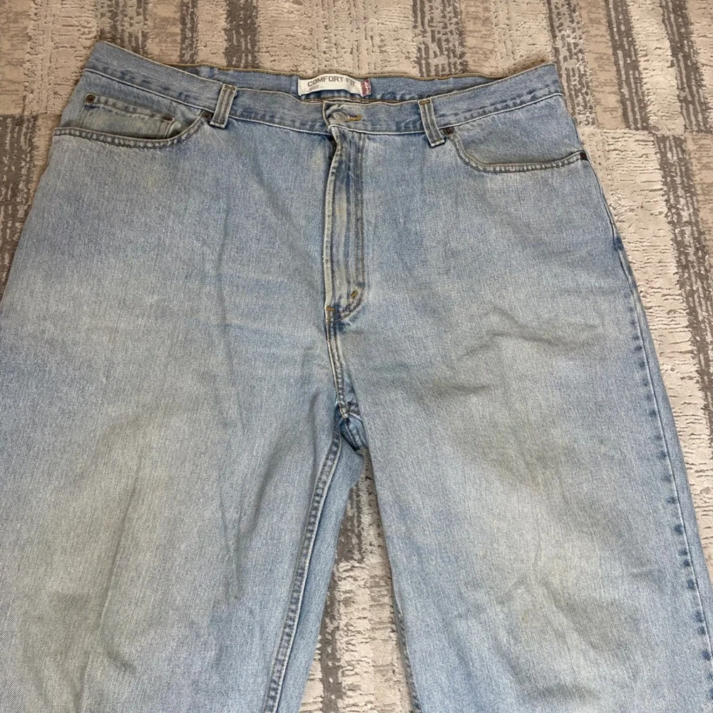 Vintage‎ Levis 560 Comfort Fit Jeans Mens 42x32 Light Wash Baggy Tapered Blue